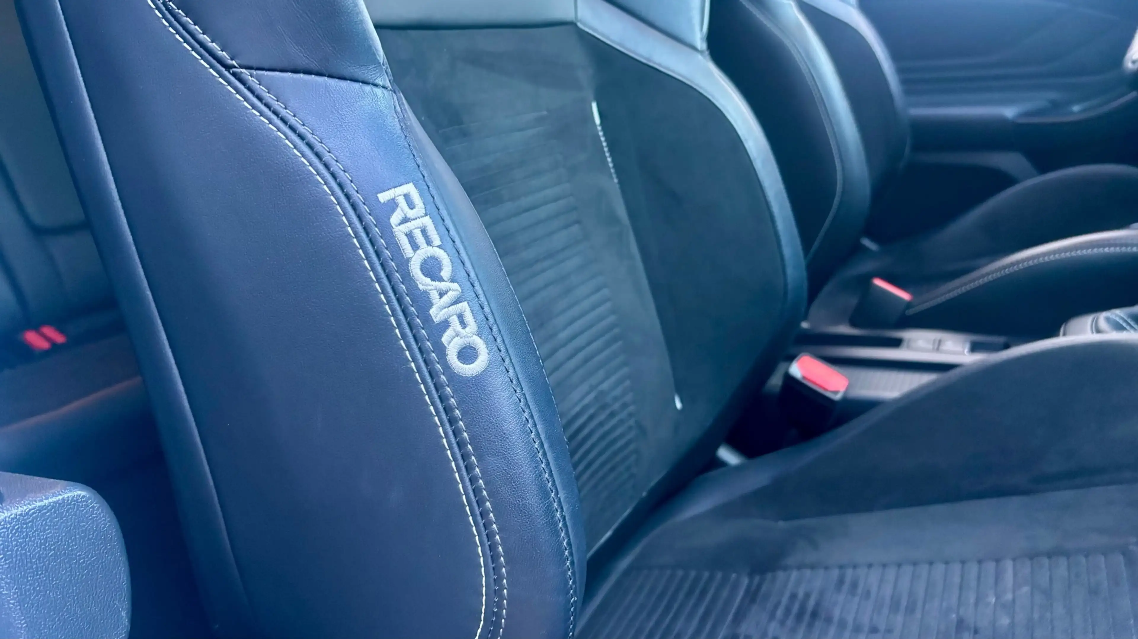 Ford Focus 2.3 EcoBoost ST-3 280PK Navi / Headupdisplay / CAM — photo 26