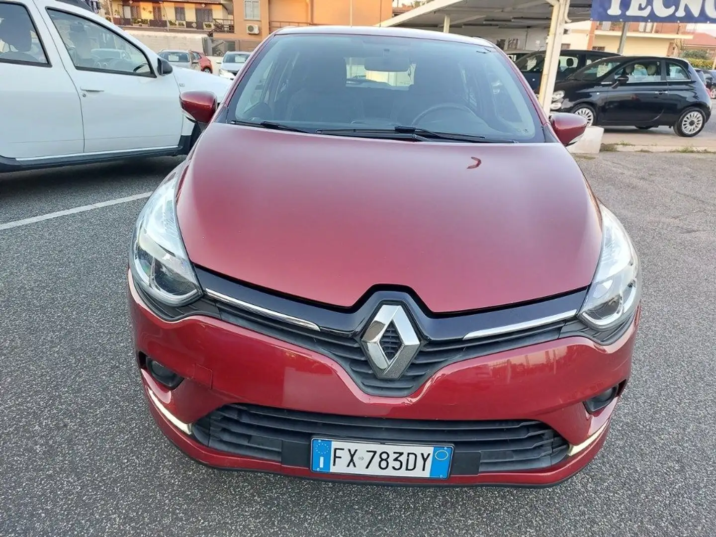Renault Clio TCe 12V 90 CV 5 porte Business uniprò Navigat. Rouge - 2