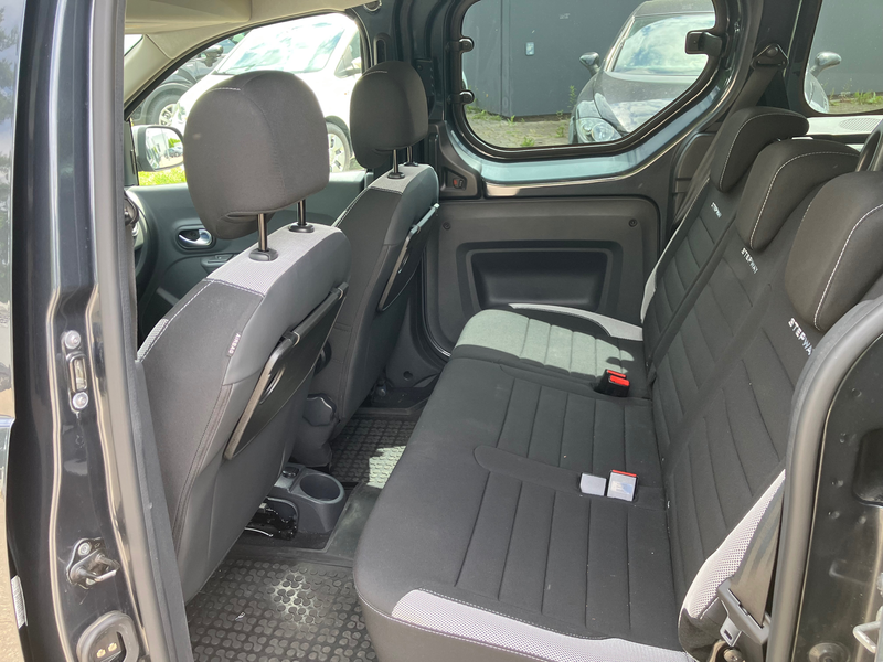 Dacia Dokker Stepway Plus — photo 11