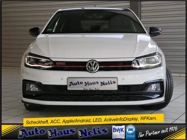 Volkswagen Polo view 3