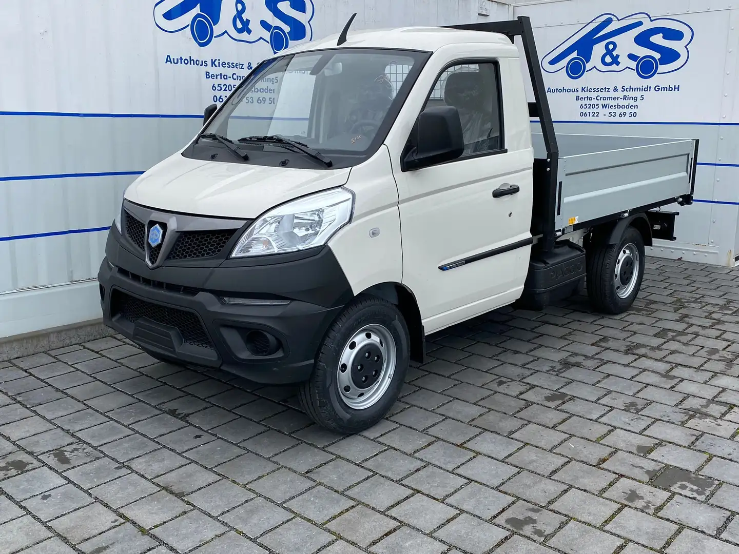 Piaggio Porter NP6 - Neues Modell - Kipper LPG - VTS18TPP Weiß - 1