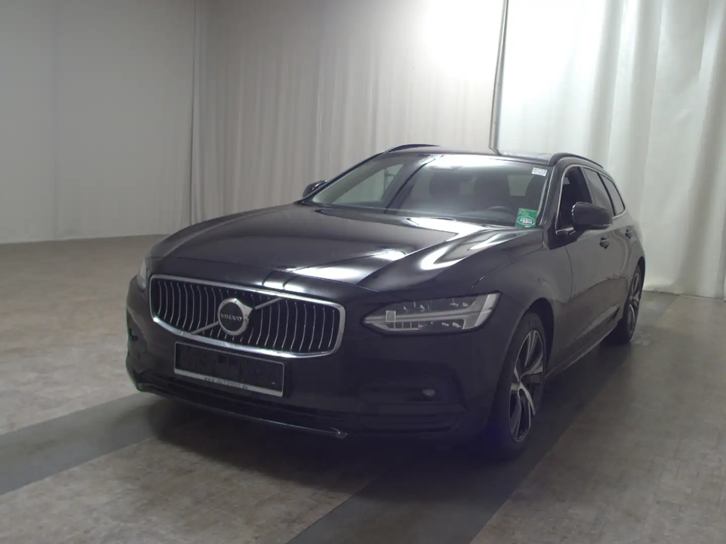 Volvo V90 B4 D AWD Momentum Pro Navi LED Pano H-K RFK Noir - 2
