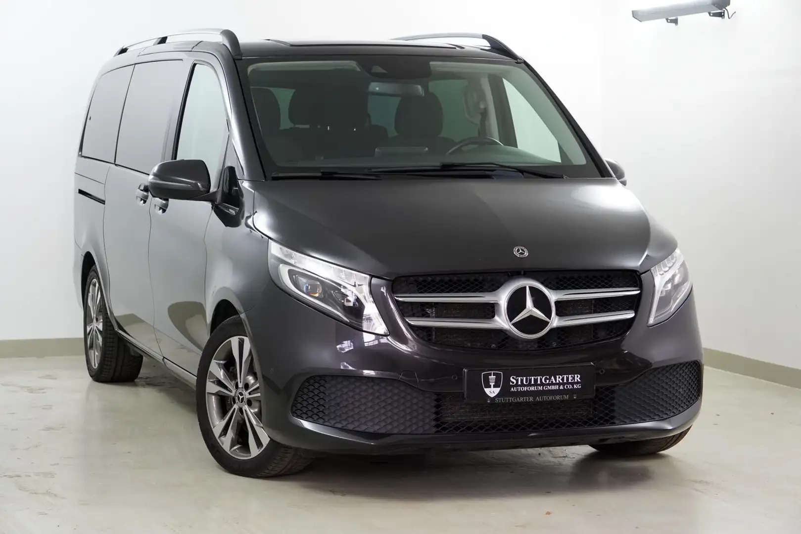 Mercedes-Benz V 300 d EDITION lang Distronic Navi LED Kamera Gris - 1
