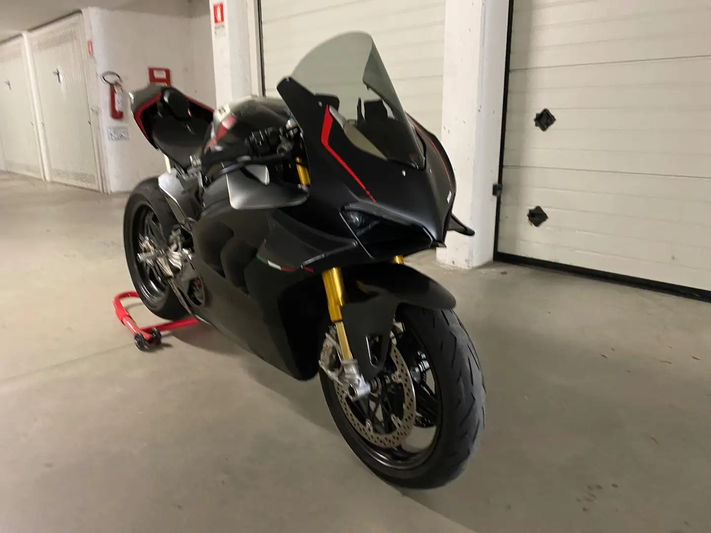 Ducati Panigale V4 S V4 SP Siyah - 2