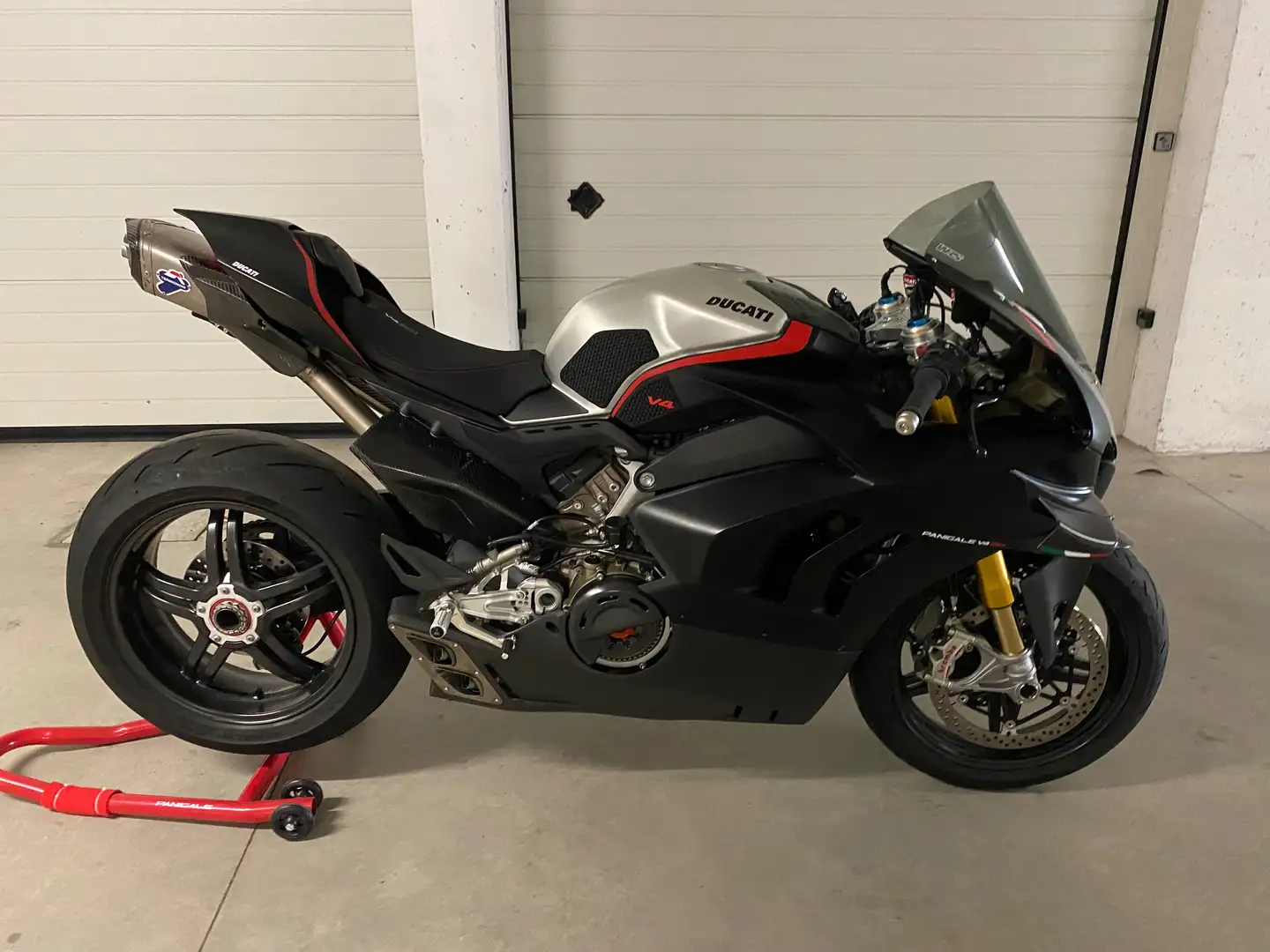 Ducati Panigale V4 S V4 SP Siyah - 1