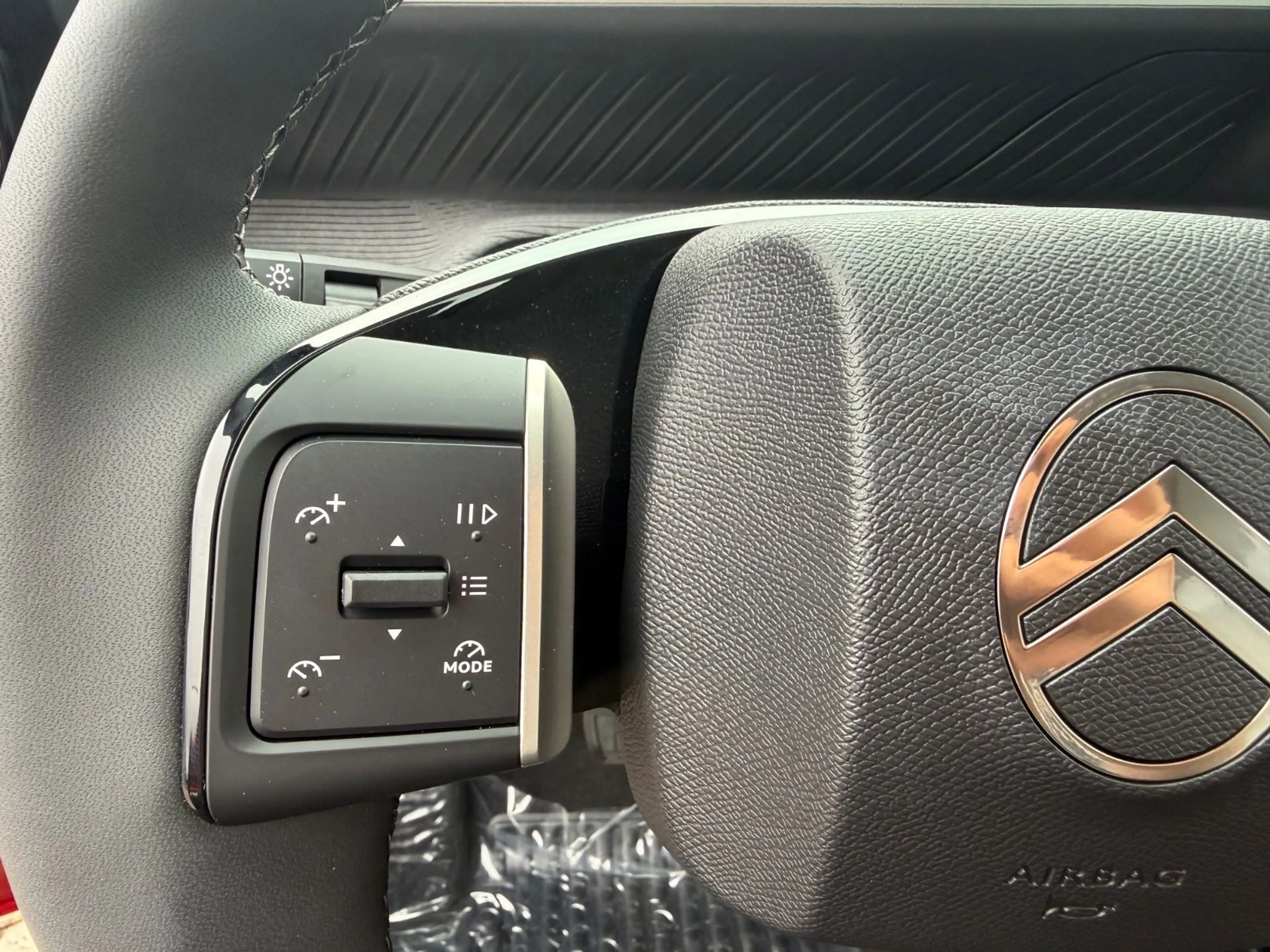 Citroen C3 Hybrid 110 ë-DCS6 MAX*LED*DAB*NAVI* — photo 13