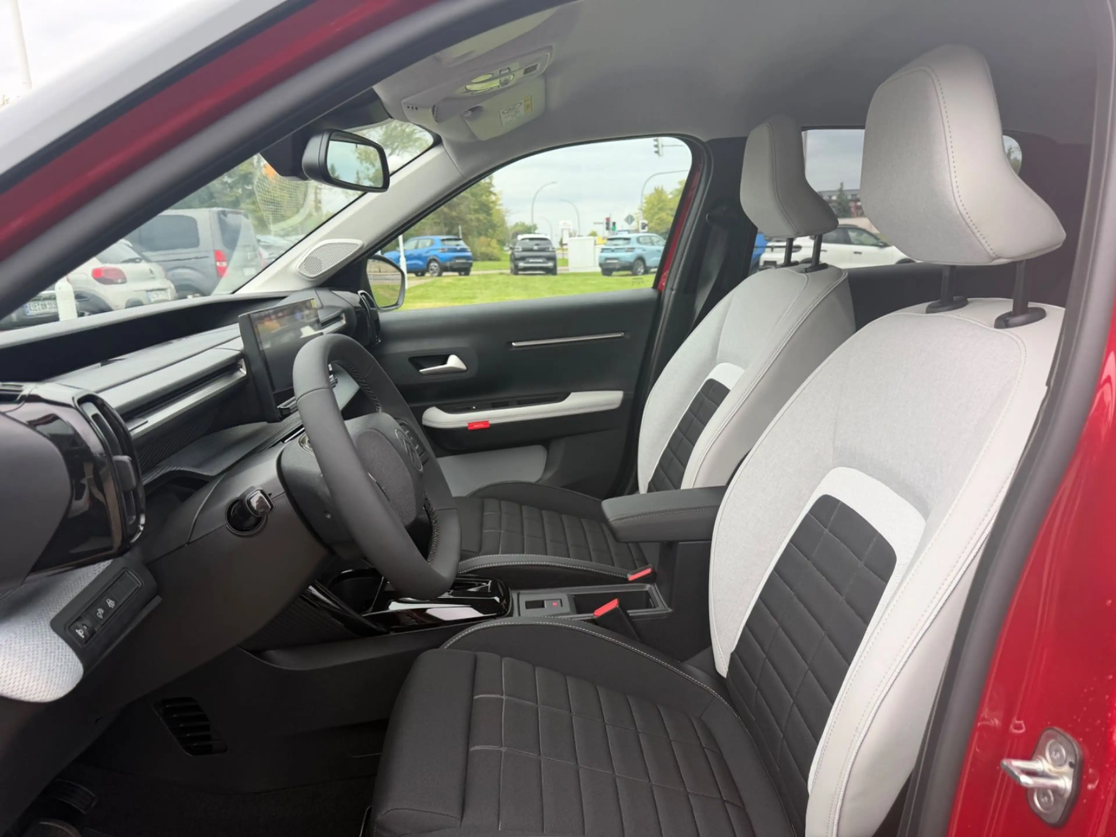 Citroen C3 Hybrid 110 ë-DCS6 MAX*LED*DAB*NAVI* — photo 9