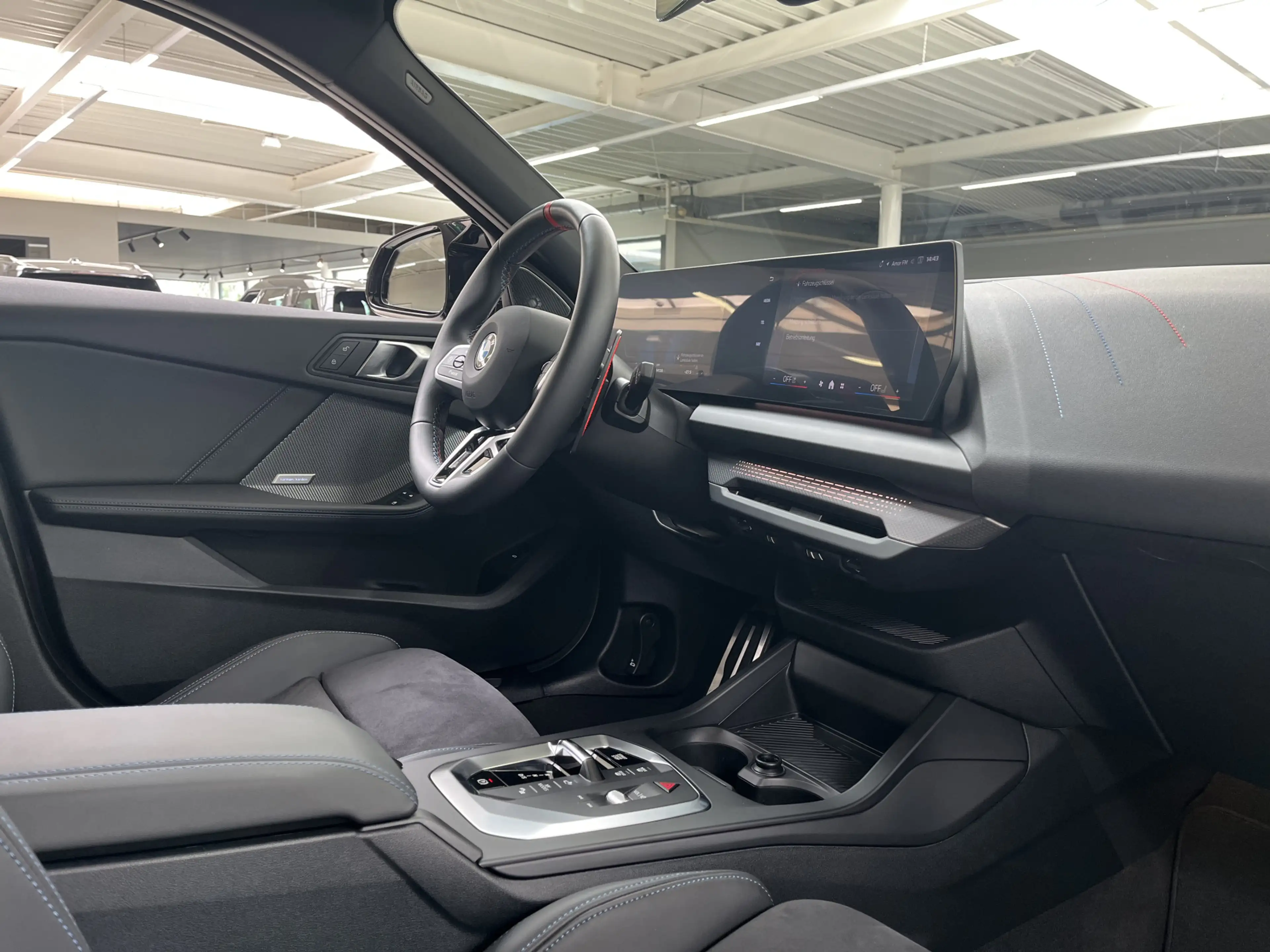 BMW 135 1-serie M135 xDrive | CoPilot | Harman Kardon | Pa — photo 15