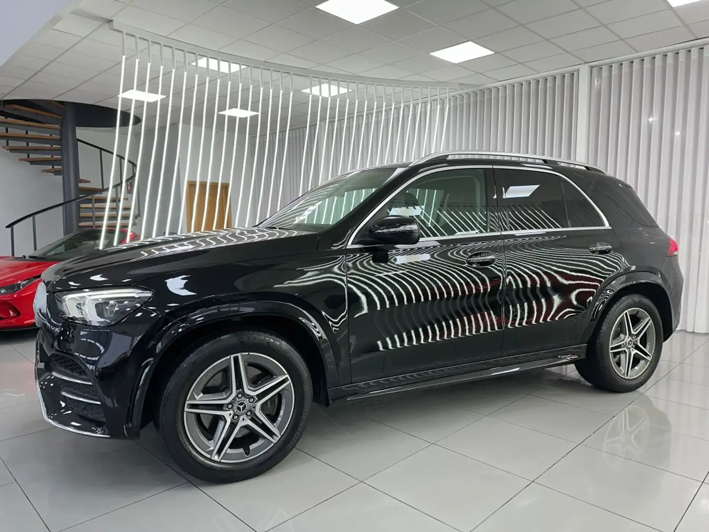 Mercedes-Benz GLE 300 300d 4Matic Aut. Negro - 2