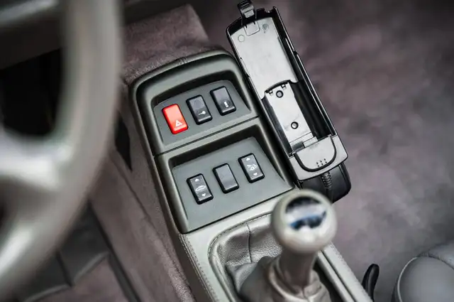 Porsche 911 view 18