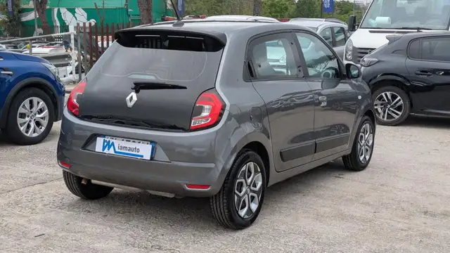 Renault Twingo view 3