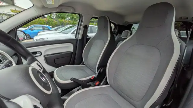 Renault Twingo view 12