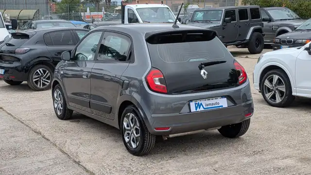 Renault Twingo view 4