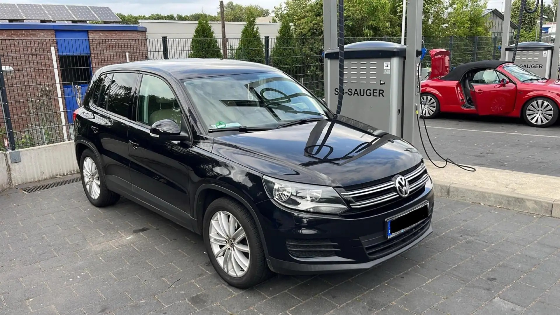 Volkswagen Tiguan 1.4 TSI mit LPG Prinz Anlage-BlueMotion Technology Чорний - 1