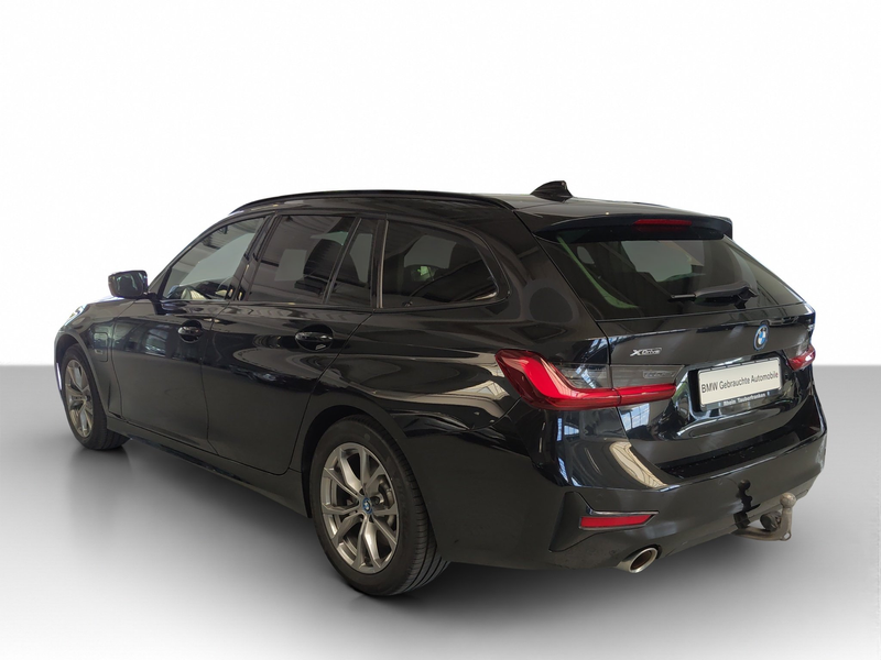 BMW 320 e xDrive SAG Sport Line AHK/LHZ/AMBI/GALV/LED — photo 4