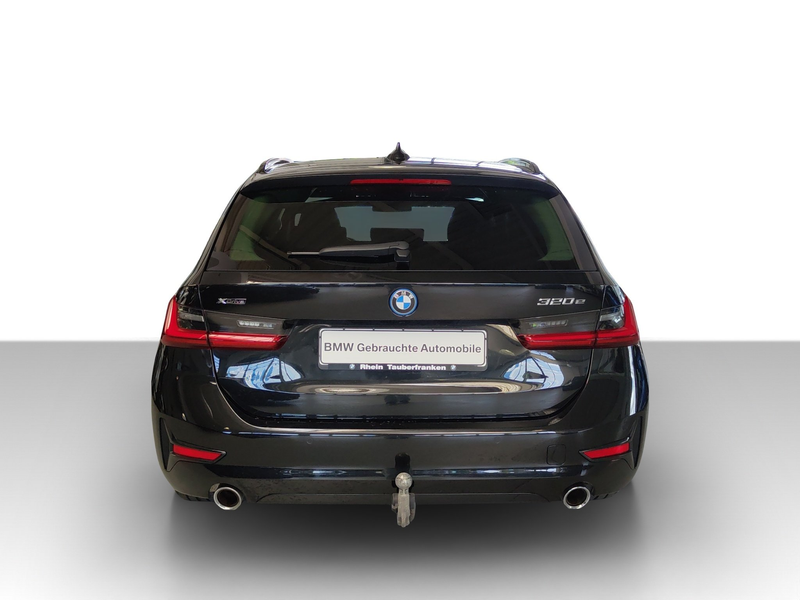 BMW 320 e xDrive SAG Sport Line AHK/LHZ/AMBI/GALV/LED — photo 3