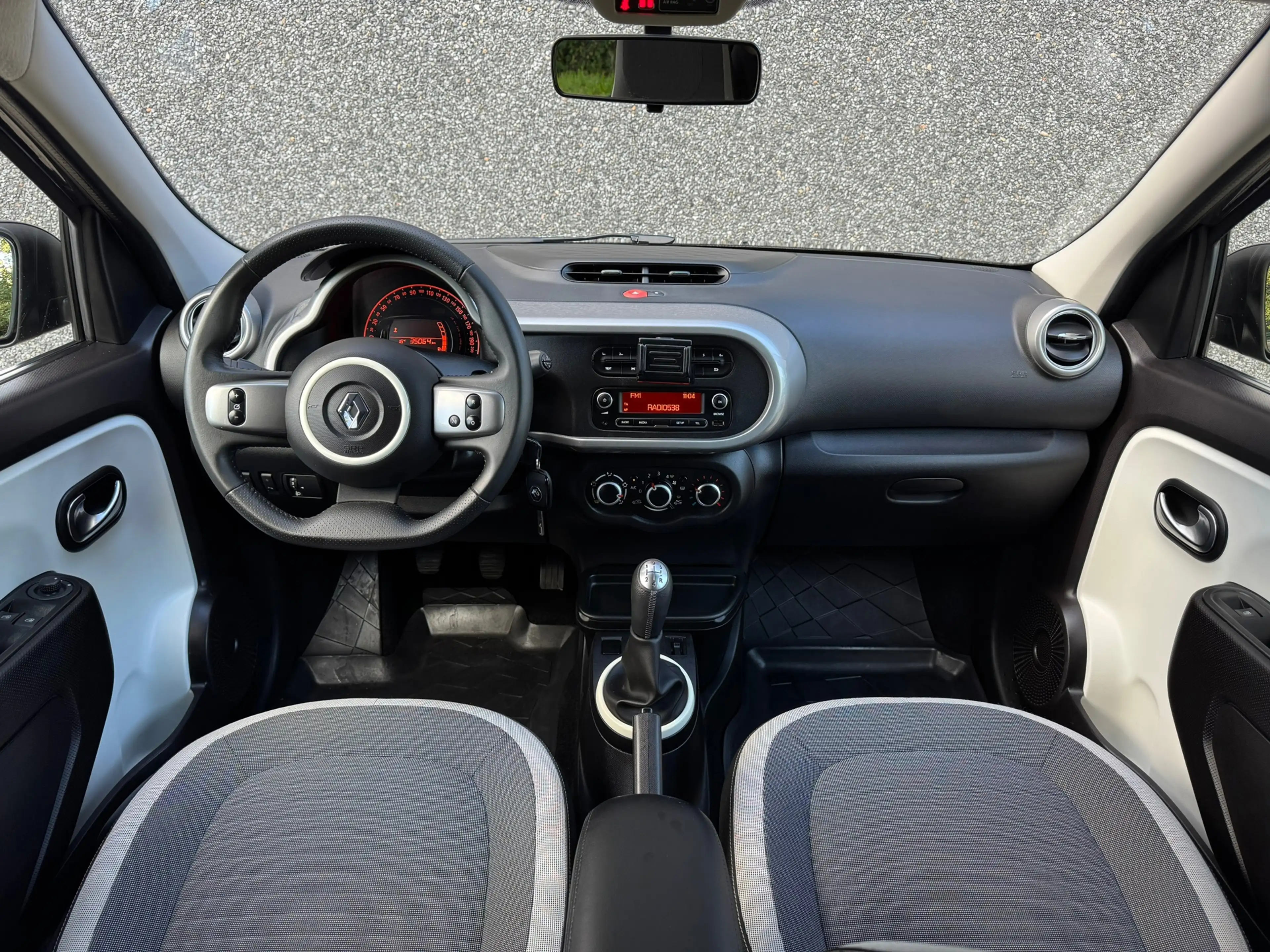 Renault Twingo 1.0 SCe Limited | Parkeersensoren | Airco | Speed — photo 9