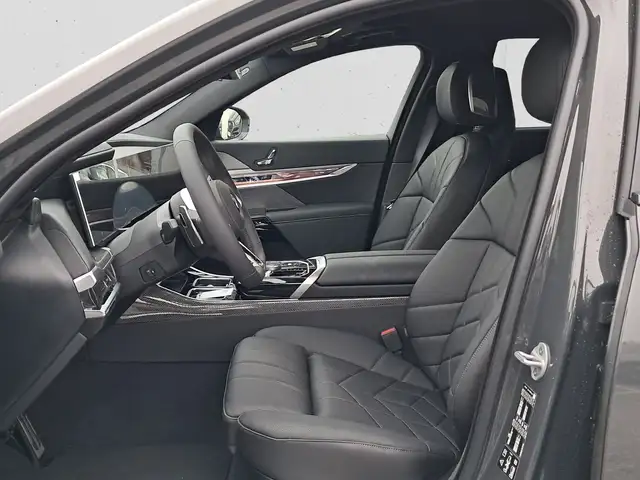 BMW 740 d xDrive Ansicht 8