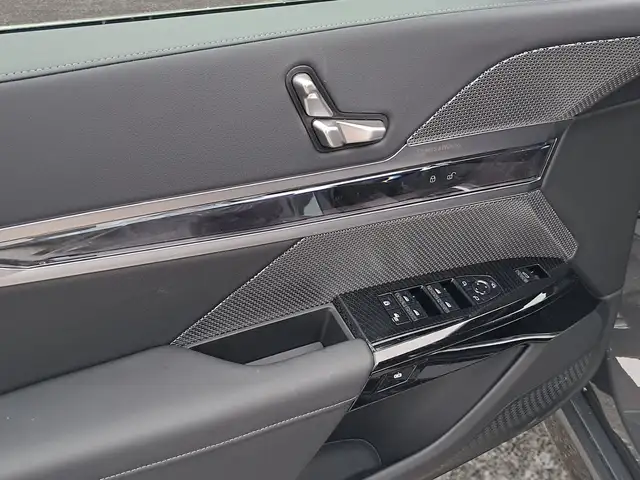 BMW 740 d xDrive Ansicht 9