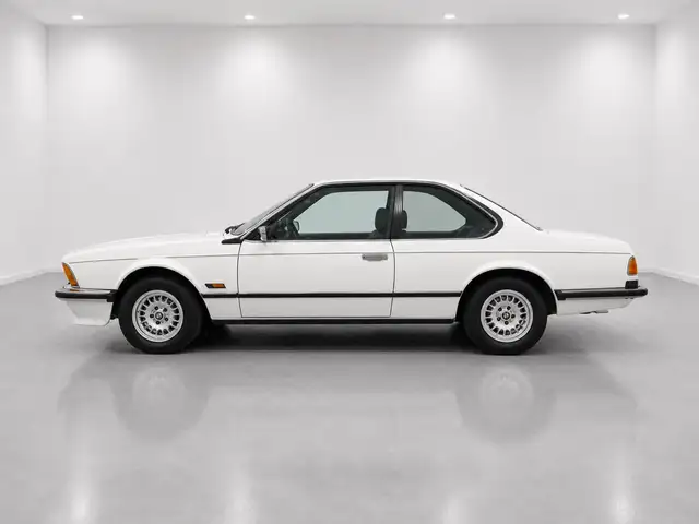 BMW 6 Series view 2