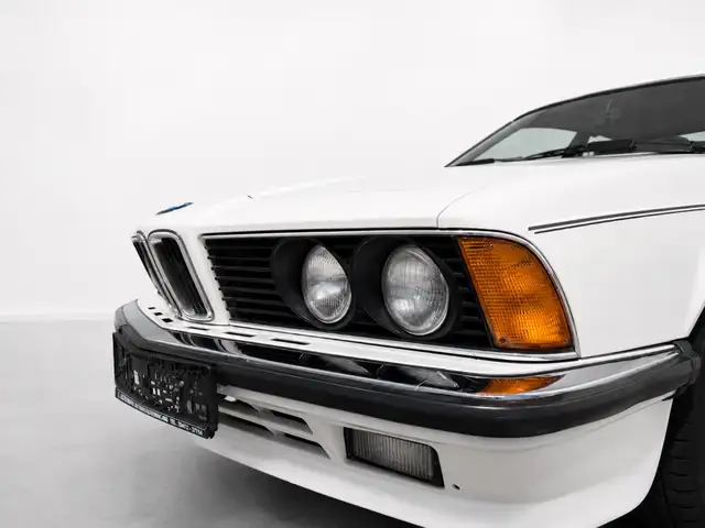 BMW 6 Series view 9
