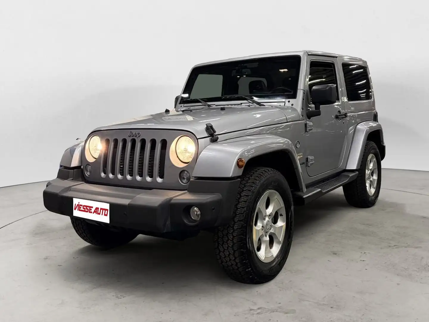 Jeep Wrangler Wrangler III 2011 2.8 crd Sahara auto E5+ Argent - 1