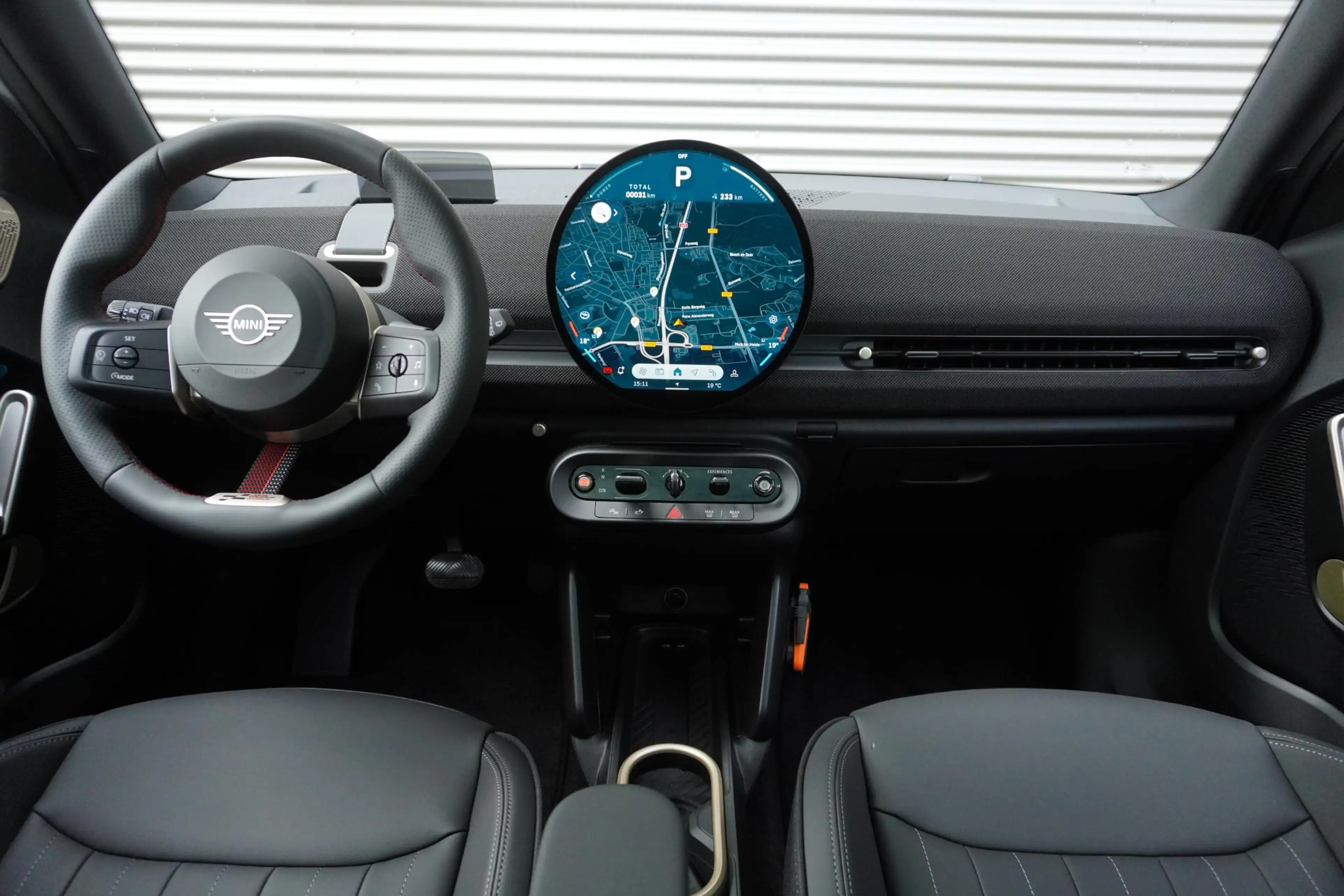 MINI Aceman E | John Cooper Works Uitvoering | Pakket L | Glaz — photo 9