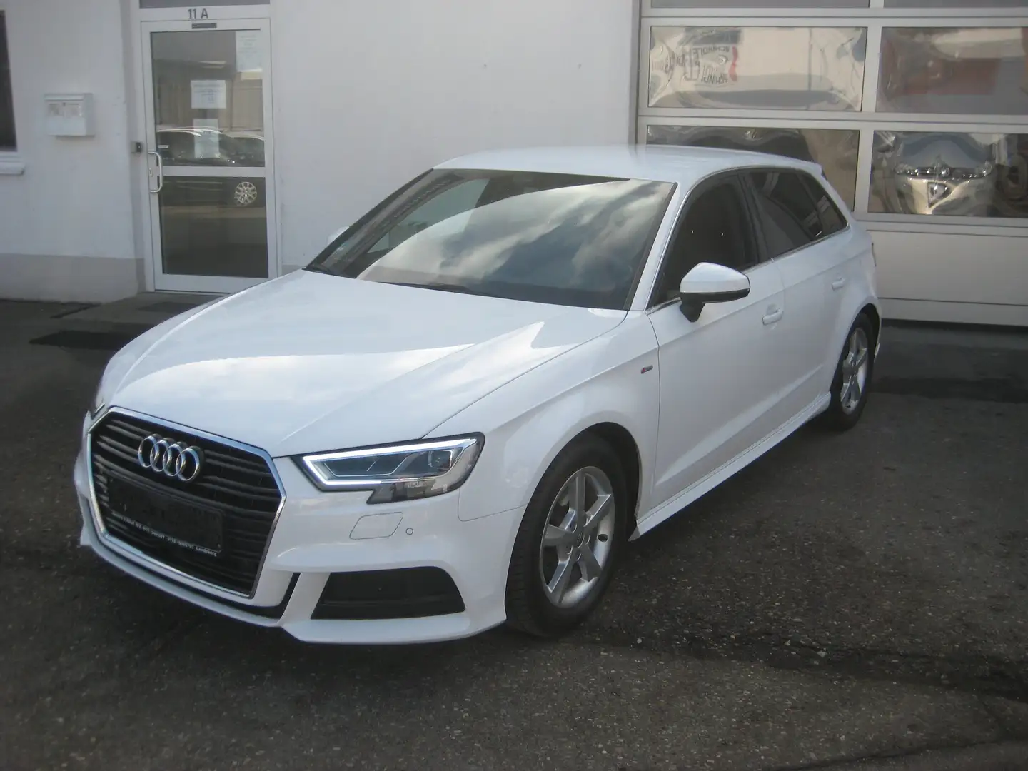 Audi A3 sport Pack Weiß - 2