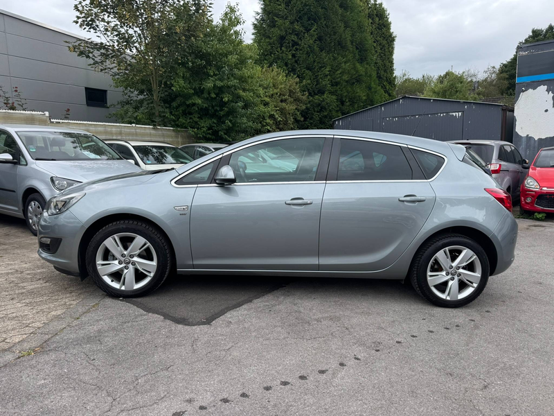 Opel Astra Energy/Facelift/Limo/PDC/Euro5 — photo 12