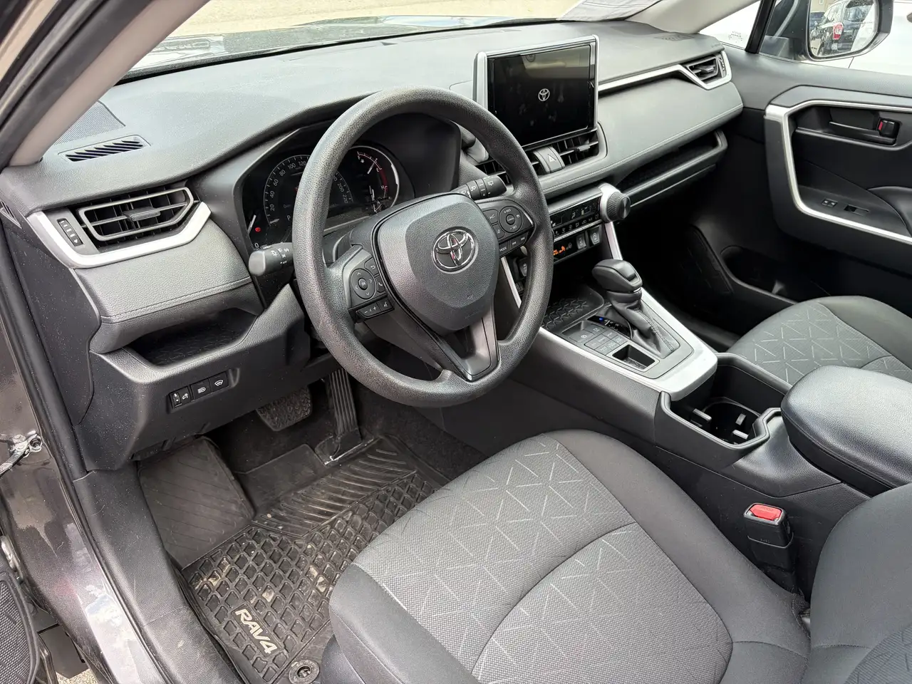 Toyota RAV 4 photo Toyota RAV 4