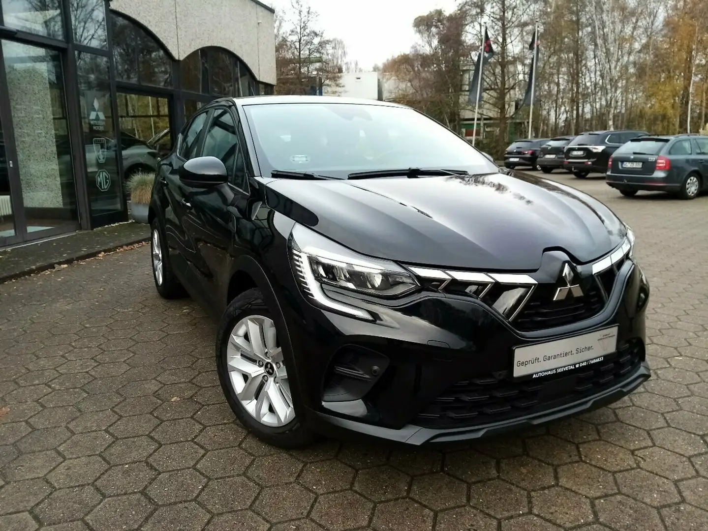 Mitsubishi ASX 1,0 Turbo Schwarz - 2