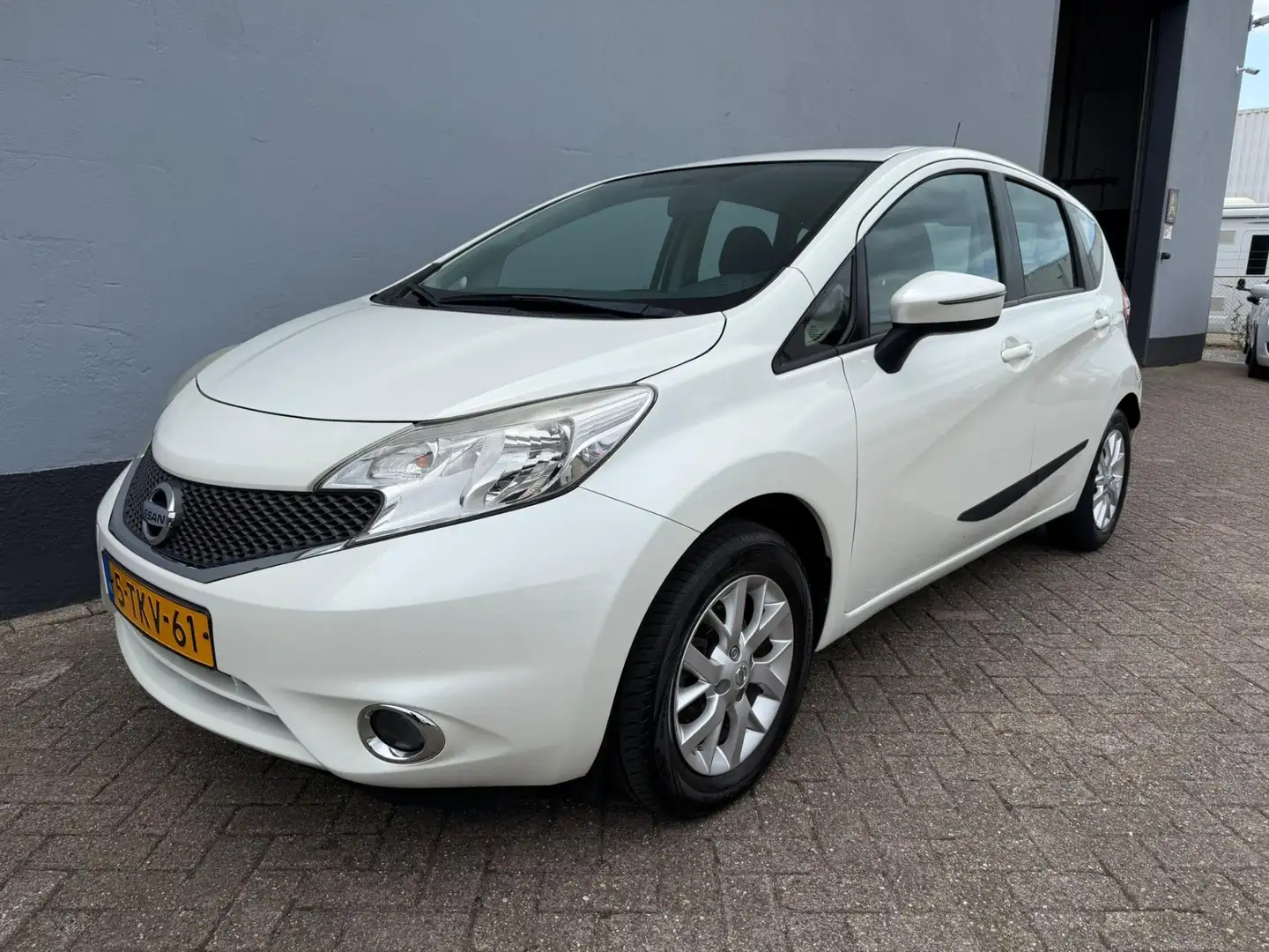 Nissan Note 1.2 Acenta Wit - 1