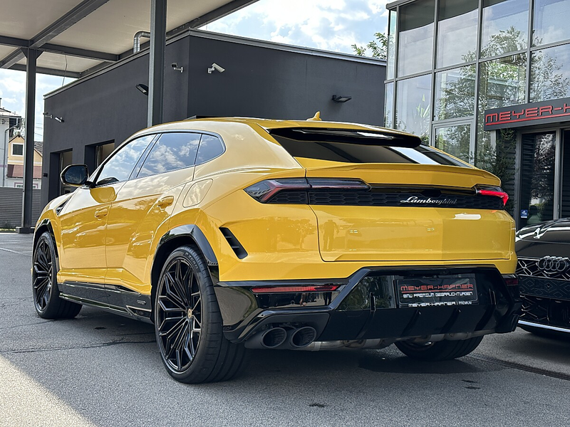 Lamborghini Urus URUS SE — photo 11
