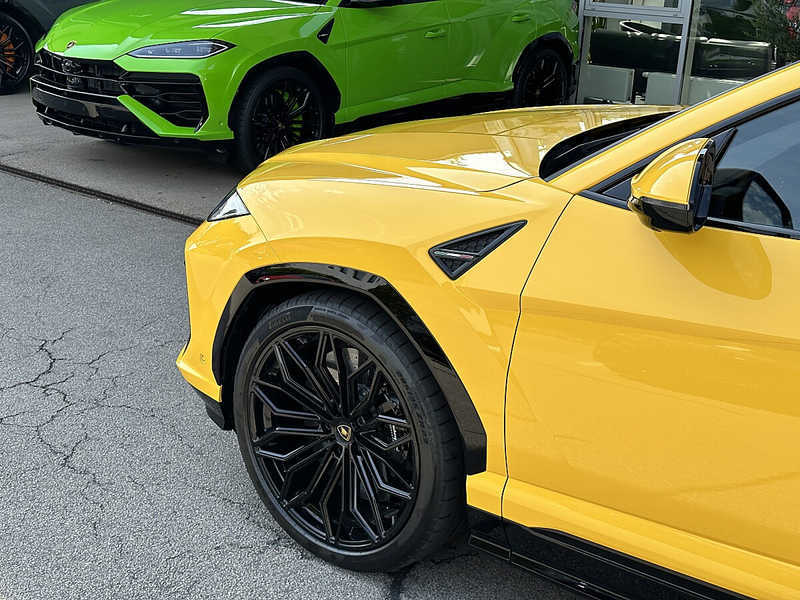 Lamborghini Urus URUS SE — photo 7