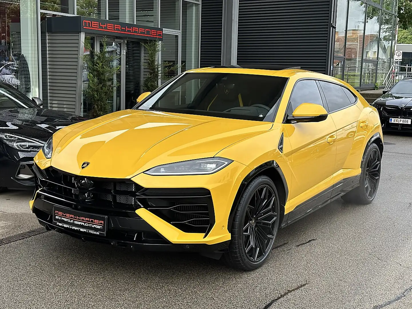 Lamborghini Urus URUS SE Gelb - 1