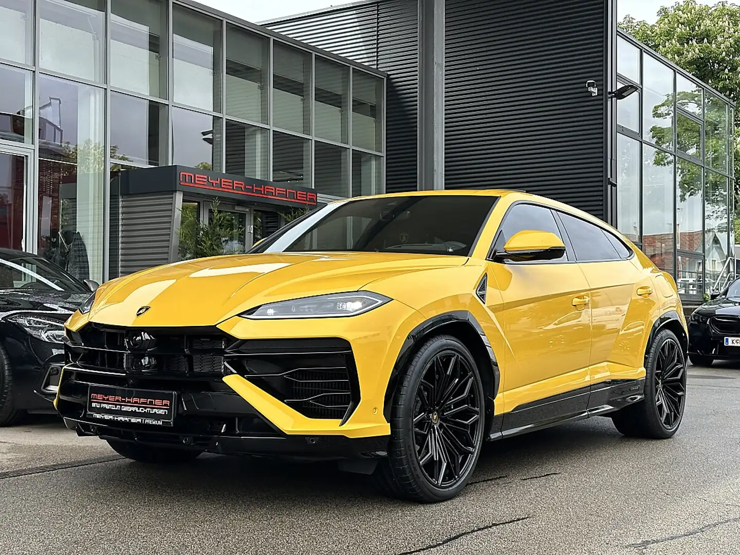 Lamborghini Urus URUS SE Gelb - 2