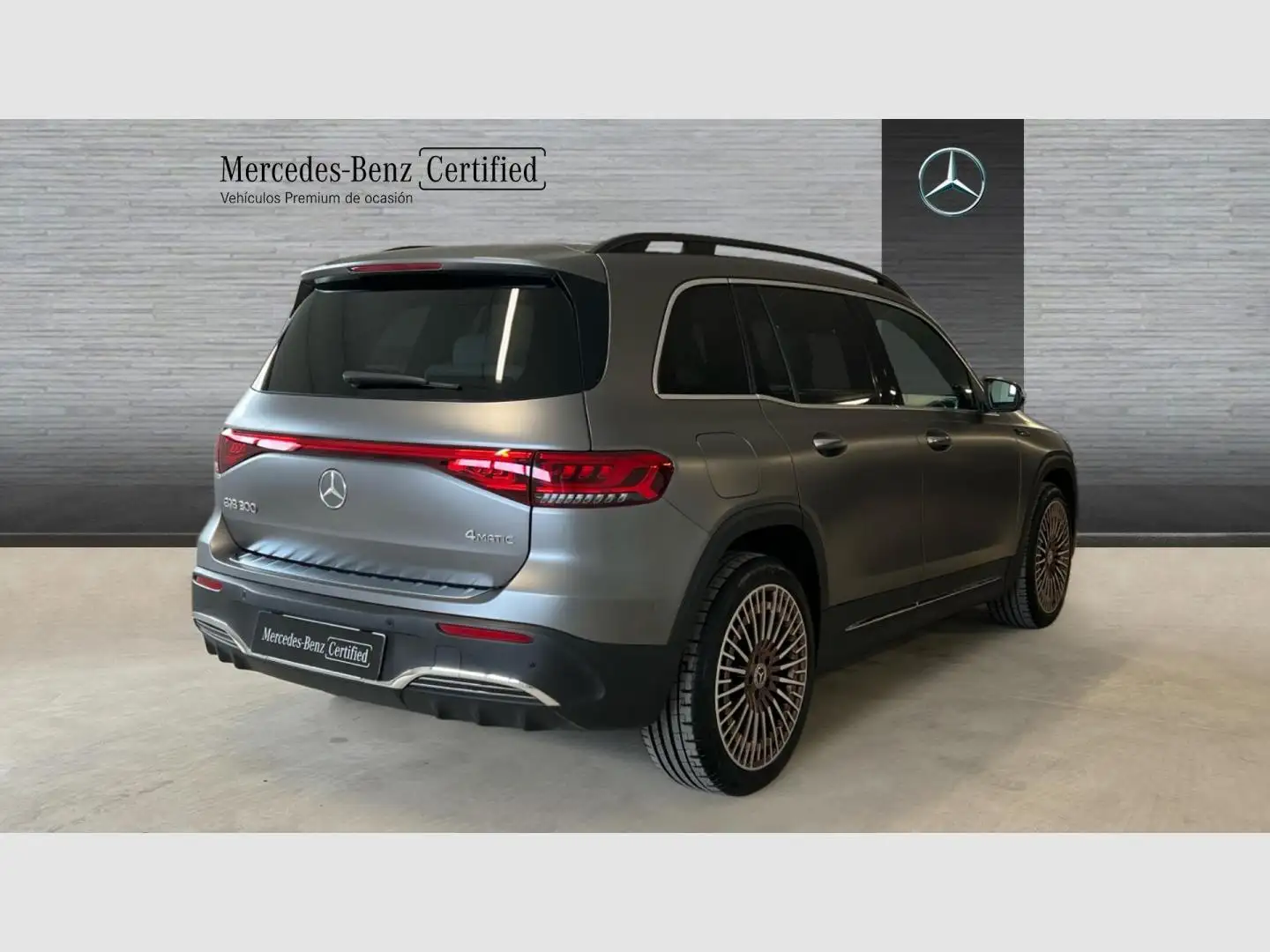 Mercedes-Benz EQB 300 4Matic Grijs - 2