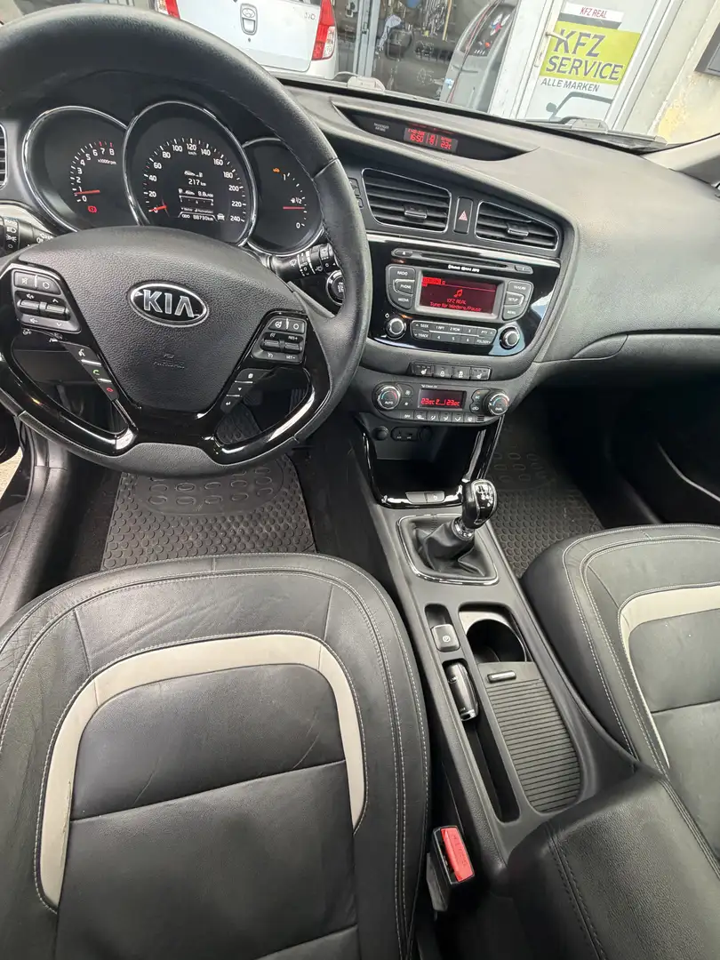 Kia Ceed / cee'd 1,6 GDI CVVT ISG Active - 1