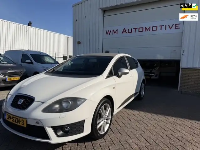 SEAT Leon 1.4 TSI RF LEDER APK T/M 20-1-2027