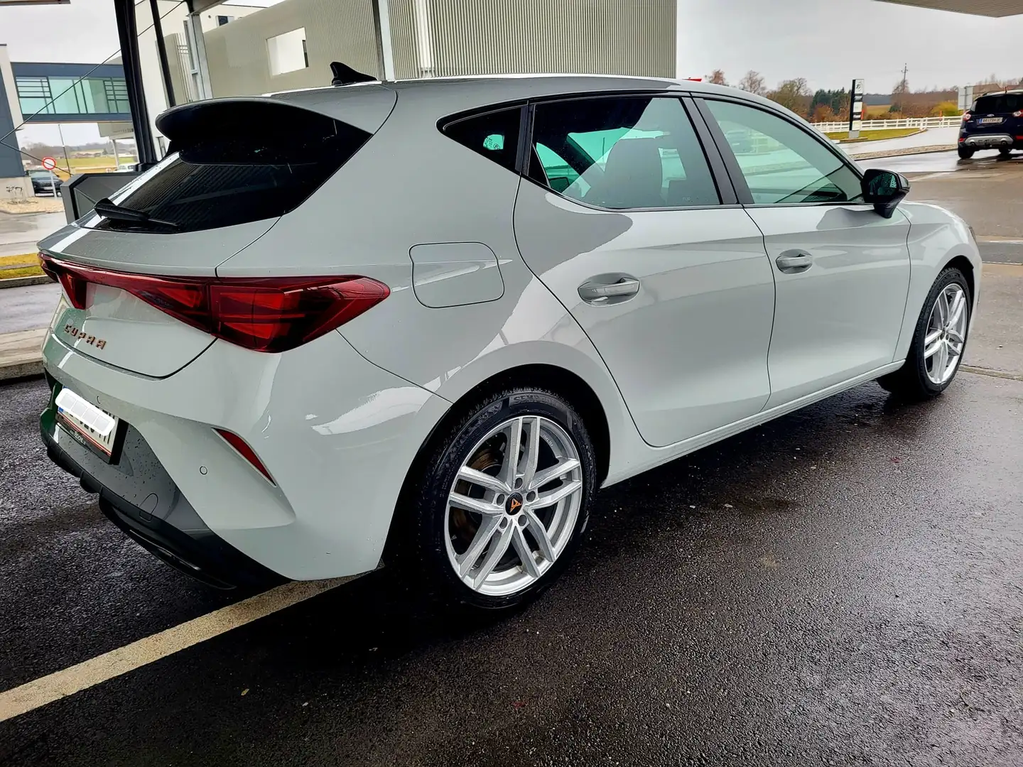 CUPRA Leon Leon 1.5 TSI 150 PS ACT Cupra Cupra Weiß - 2