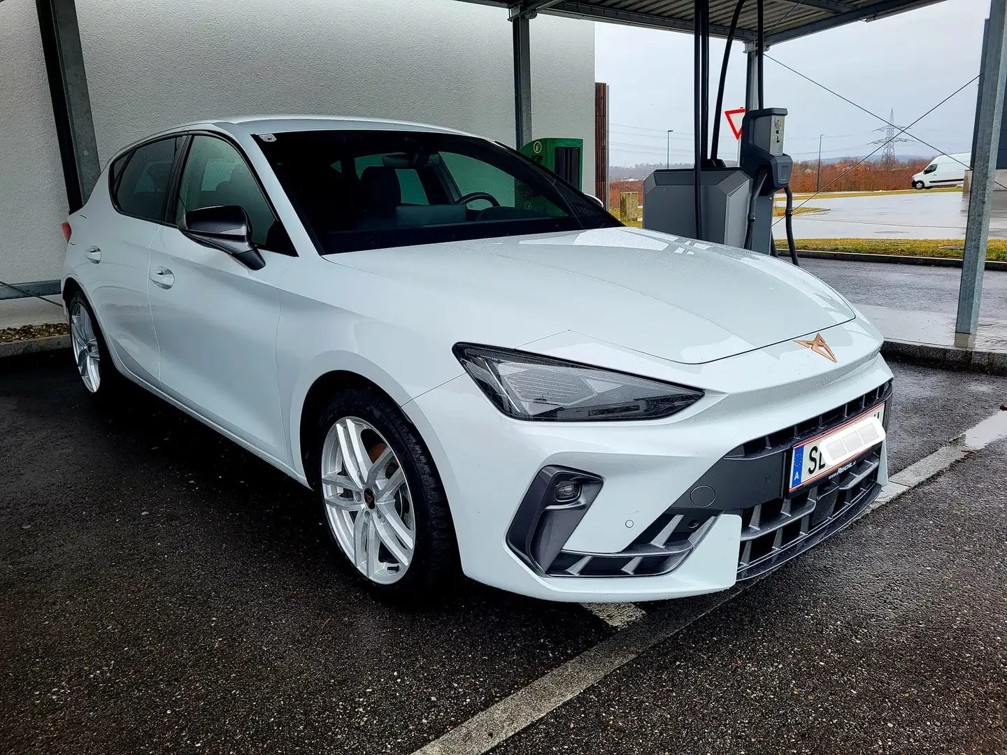 CUPRA Leon Leon 1.5 TSI 150 PS ACT Cupra Cupra Weiß - 1