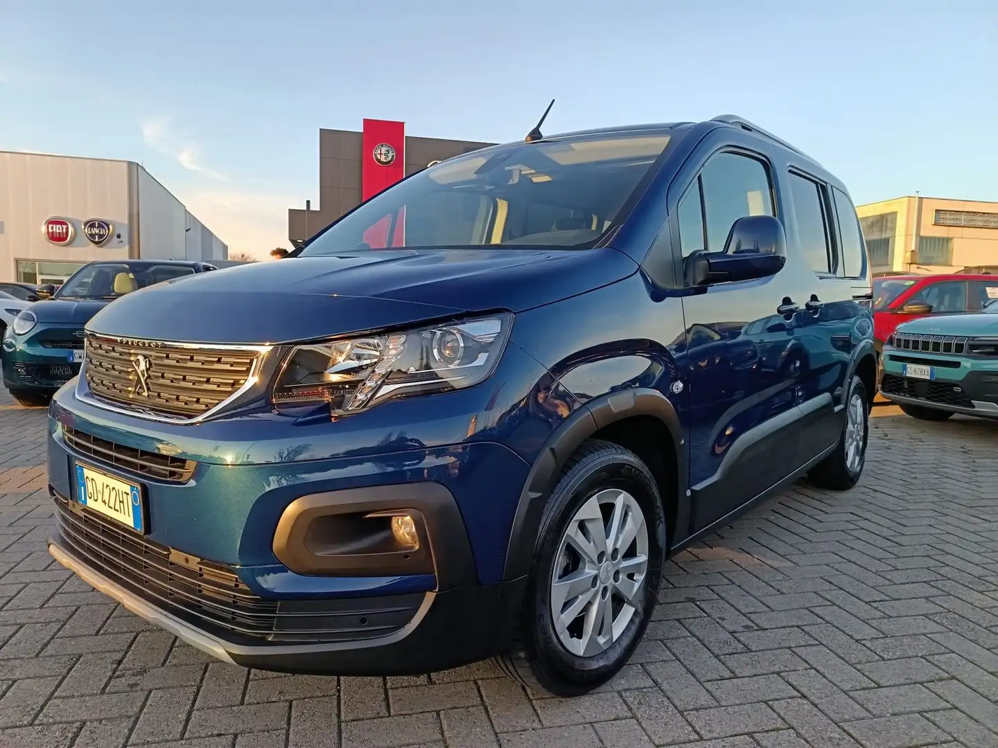 Peugeot Rifter BlueHDi 100 S&S Allure Pack - N1 - 5 Posti Modrá - 1