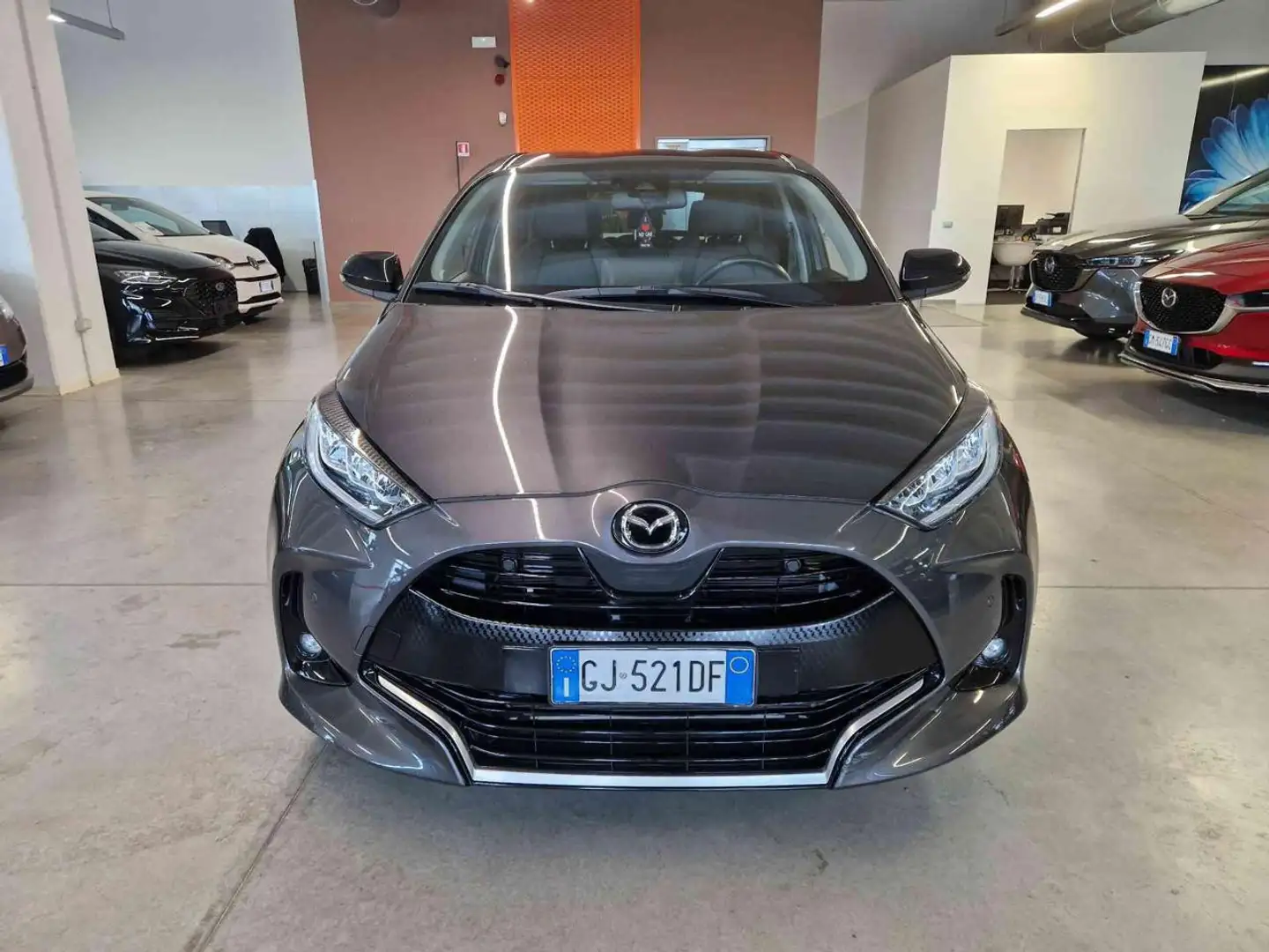 Mazda 2 2 FULL HYBRID 1.5 116CV SELECT Grigio - 2