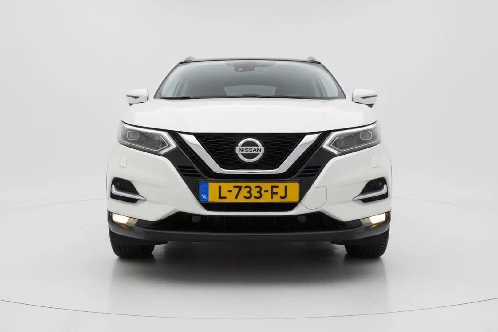 Nissan Qashqai 1.3 DIG-T Premium Edition Weiß - 2