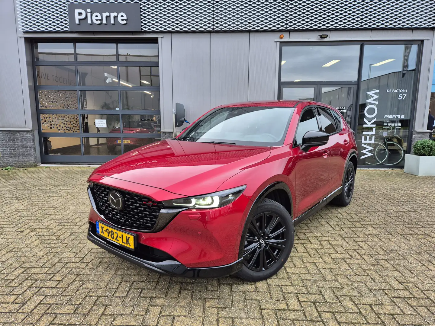 Mazda CX-5 2.0 e-SkyActiv-G M Hybrid 165 Homura TREKHAAK | AU Rood - 2
