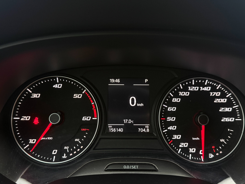 SEAT Leon 1.6 TDI *Style* DSG* AHK* SHZ* S-Heft — photo 13