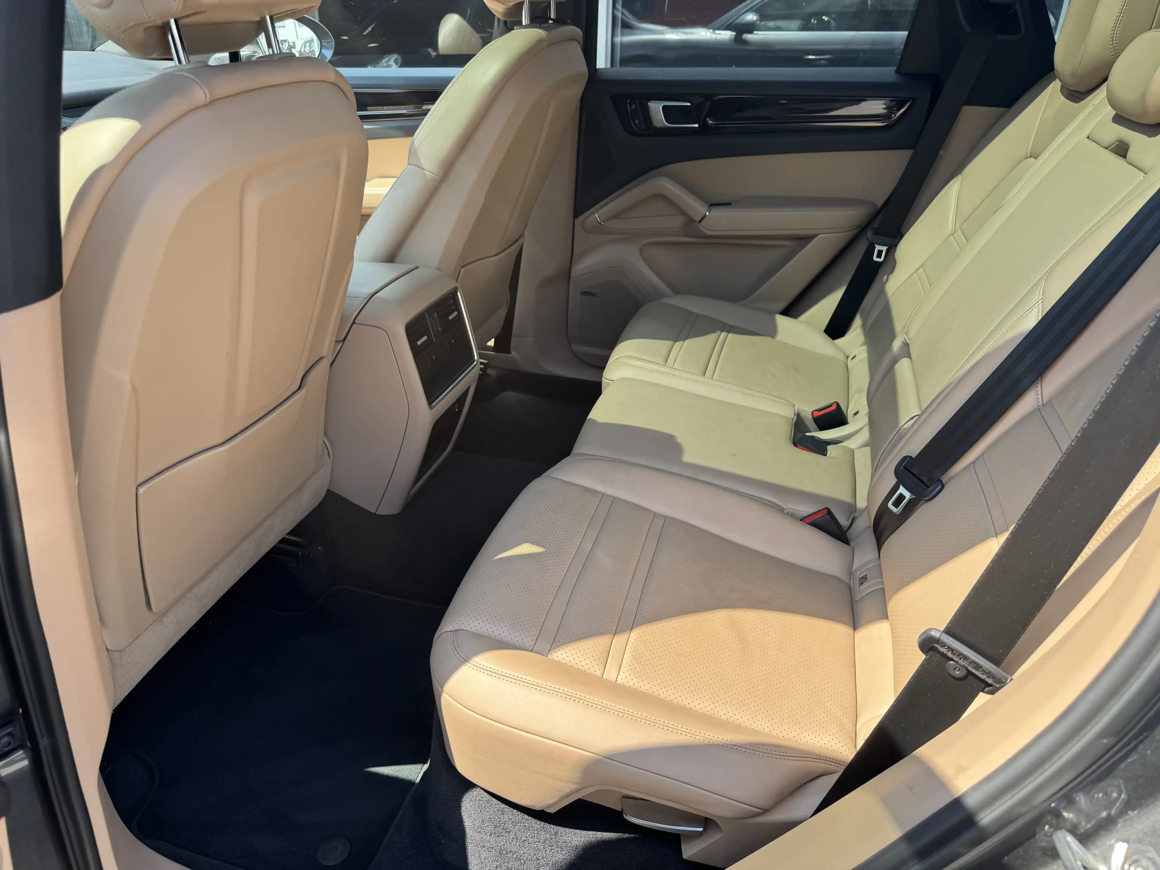 Porsche Cayenne HuD Pano 21 Standhz. InnoDrive Kamera — photo 12