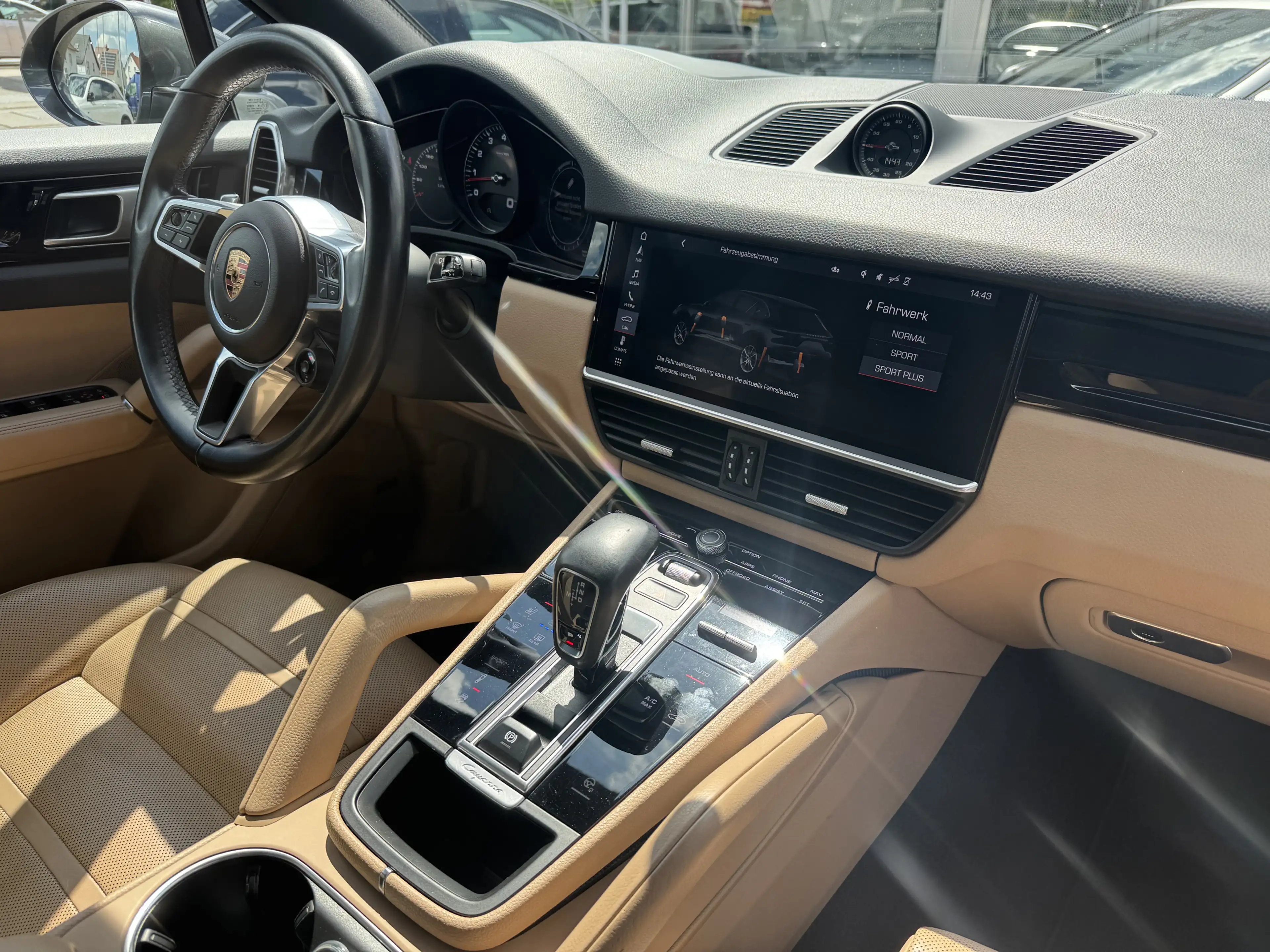 Porsche Cayenne HuD Pano 21 Standhz. InnoDrive Kamera — photo 15