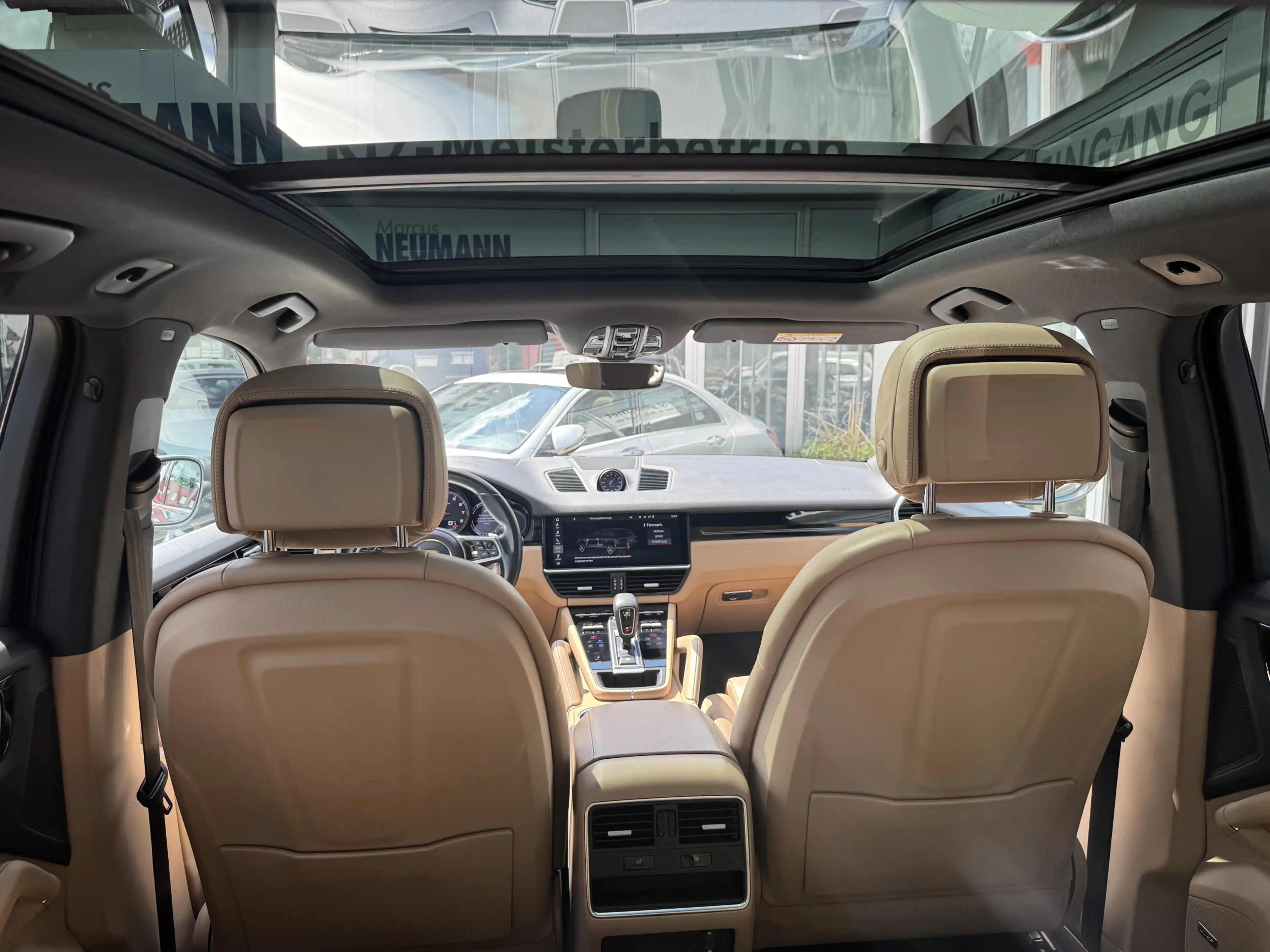 Porsche Cayenne HuD Pano 21 Standhz. InnoDrive Kamera — photo 14