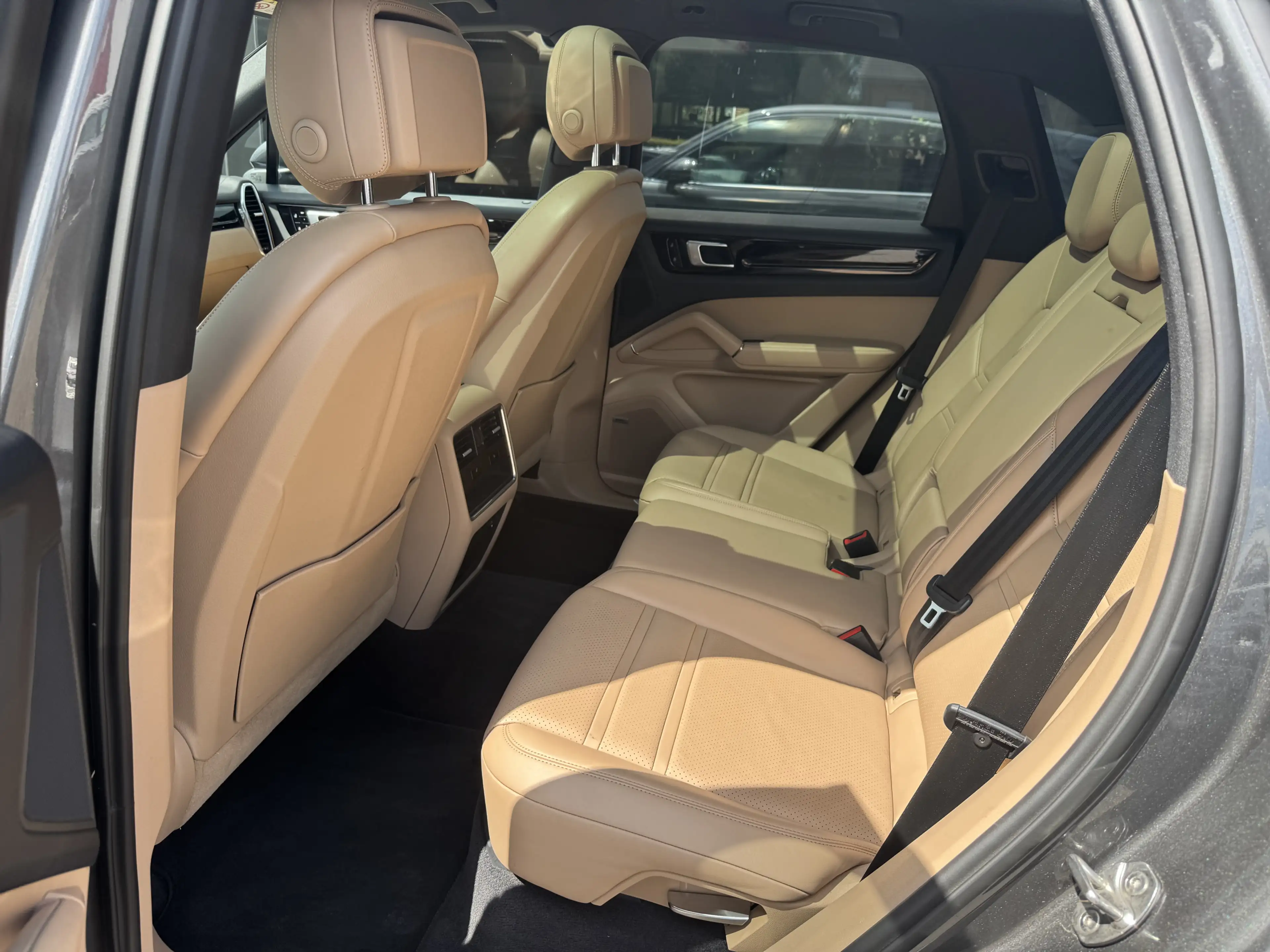 Porsche Cayenne HuD Pano 21 Standhz. InnoDrive Kamera — photo 8